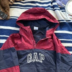 Boy’s GAP Burgundy and Navy Hooded Jacket with 3 pockets Sz XXL EUC